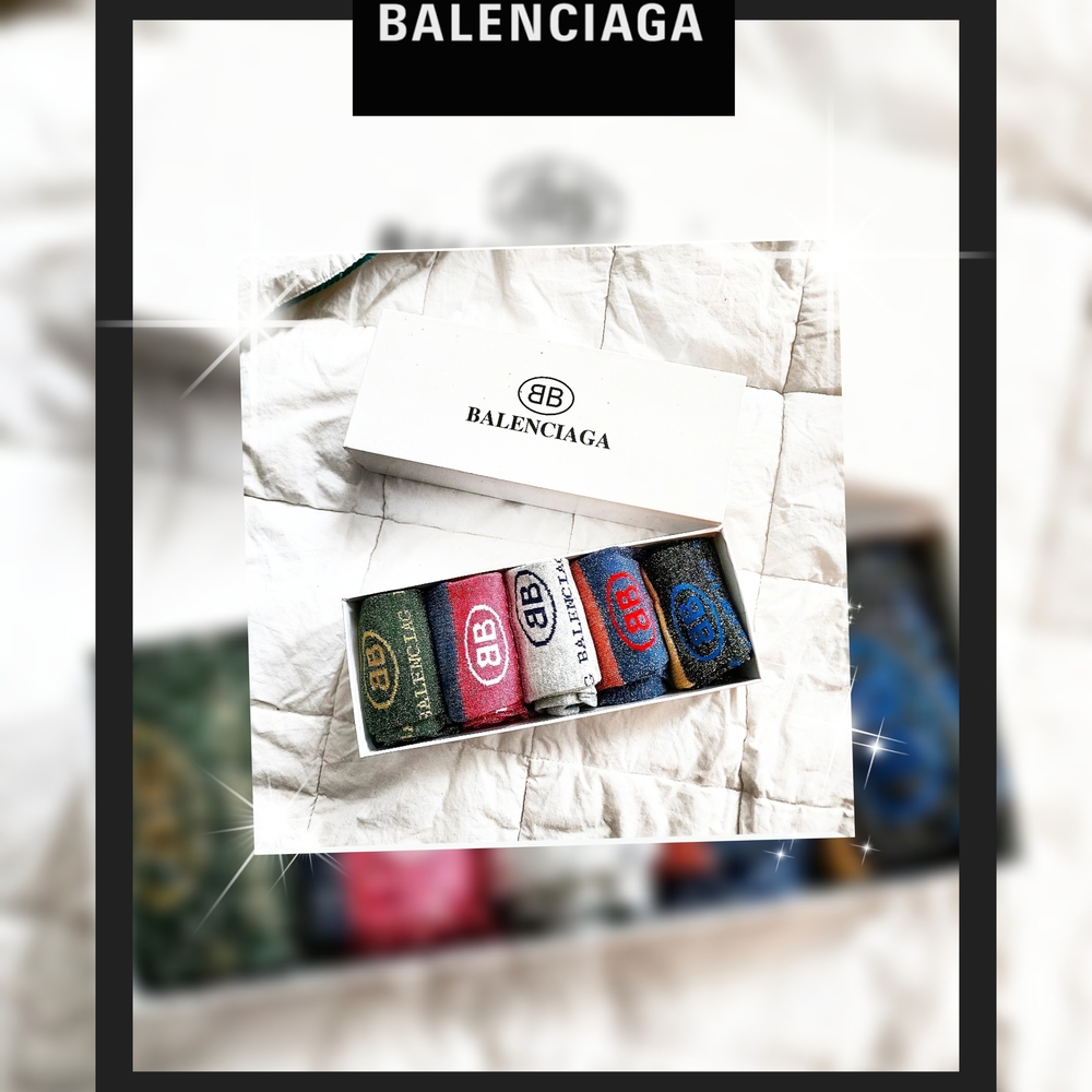 ✨️ NWT Balenciaga Logo Sock Set ✨️